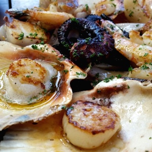 Parrillada al ajillo.