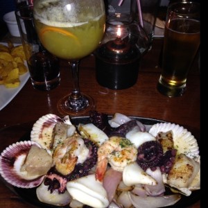 Plancha al ajillo