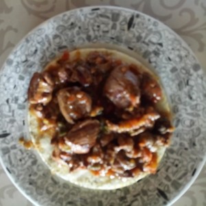 arepa con Lomo y hogao