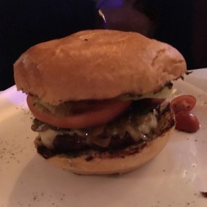 hamburguesa de la casa