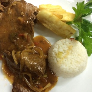 Carne en salsa 