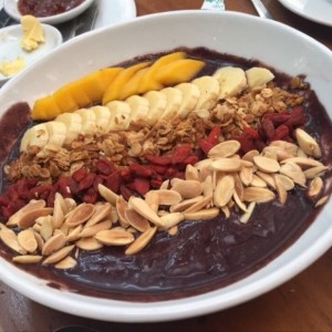 Acai bowl