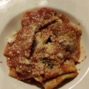 Ravioli con relleno de espinaca