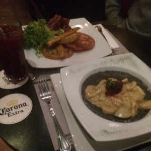 risotto en tinta negra y costillas