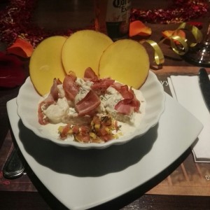 ceviche Mezclados en un mar de Amores 