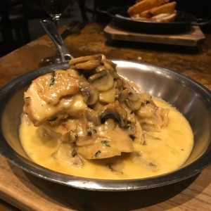 Fricasse de pollo
