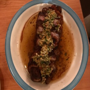 Chatas asadas con chimichurri de nuez