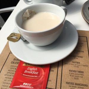 Te en leche de almendra