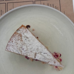 torta de agraz con amapola.