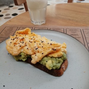 Huevos