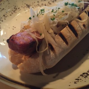 perro bratwurst