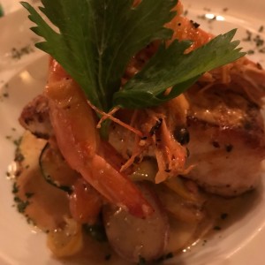 pescado con gambas