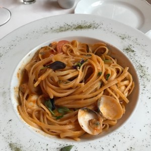 linguini mejillones