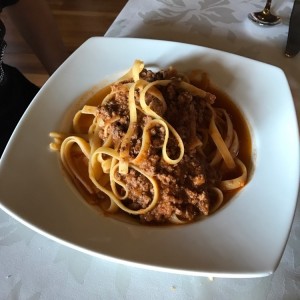 spaguetti con salsa bolognesa