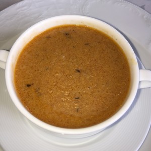 crema de langosta con mariscos