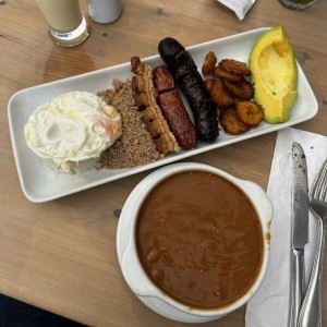 Bandeja Paisa