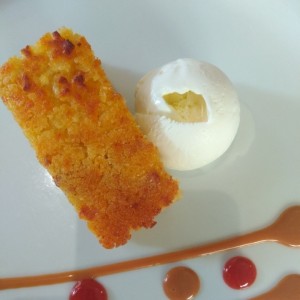 postre de almojabana con helado