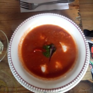 sopa de tomate