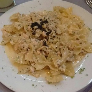Farfalle Salmone & Caviale