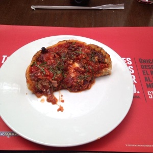 Salchicha Italiana y tocineta Deep Dish