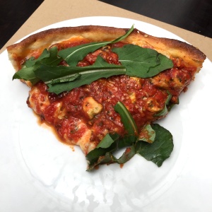Deep dish de pollo y pesto