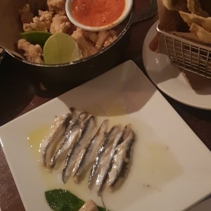 Tostones de boquerones