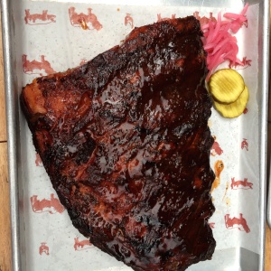 1/2 rack de costillas BBQ 
