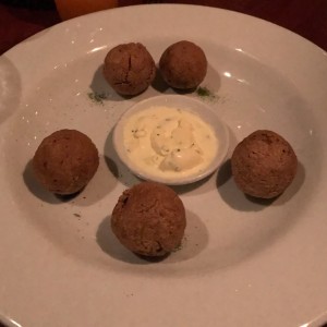 croquetas de platano y conejo