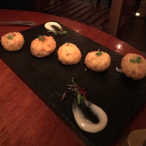 croquetas de jamon iberico
