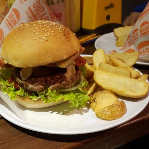 Hamburguesa chorizo