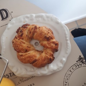 croissant provenzal