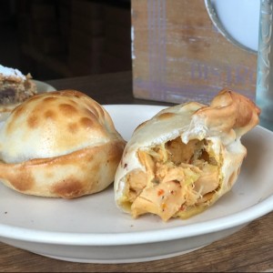 empanada de pollo