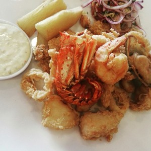 Platos Fuertes - JALEA DE MARISCOS