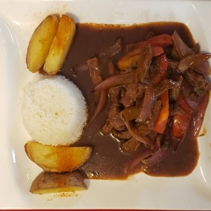 Lomito Saltado