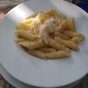 penne de tres quesos