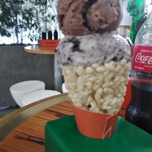 helado de oreo y brownie