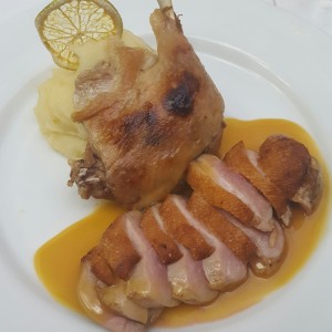 Pato a la naranja 