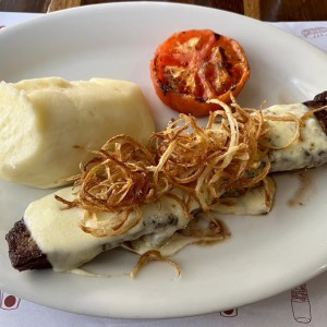 Baby beef gratinado