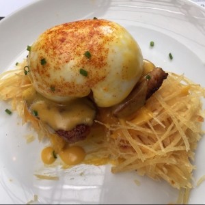 Huevos benedictinos