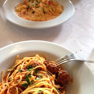 Spagetti meatballs