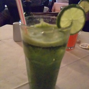 limonada de yerbabuena