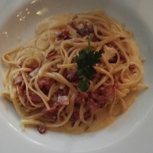 Linguini a la Carbonara