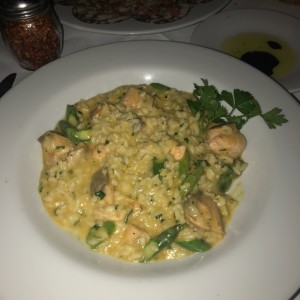 Risotto de Salmon con esparragos