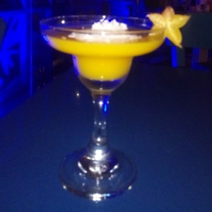 Sinchi Roca (Pisco, mango, coco) 