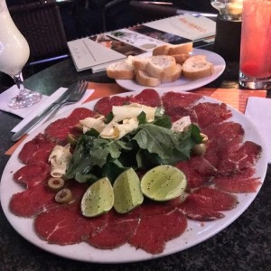 Carpaccio de res