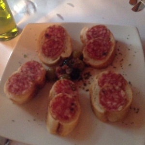 Montaditos cortesia