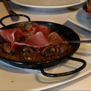 Caracoles serrano