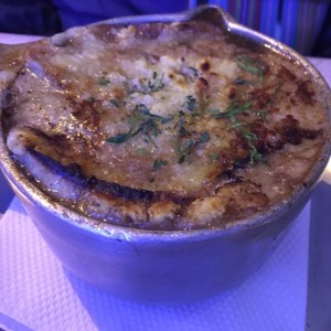 Sopa de Cebolla 