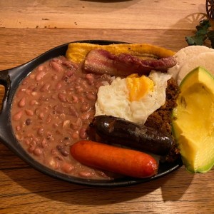 Bandeja Paisa