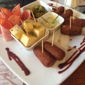 Picada para 2 Cubana.